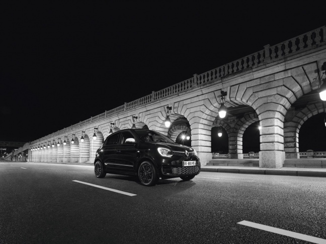 Nieuwe limited edition: Renault Twingo E-Tech electric Urban Night
