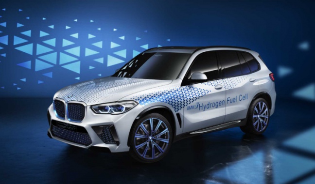 De BMW i Hydrogen NEXT onthuld op IAA in Frankfurt.