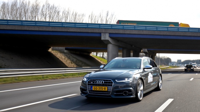 Audi onderstreept Voorsprong door Techniek met semi-zelfrijdende auto’s tijdens Nationale Platoon Test