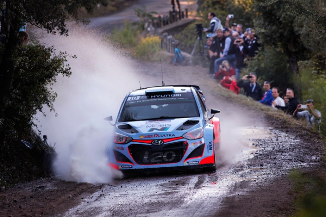 Kevin Abbring steelt show op Corsica met Hyundai i20 WRC