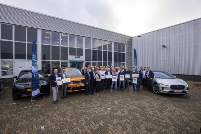 Jaguar Land Rover 'Bodyshop Program' voor hoogste kwaliteitseisen na schadeherstel in samenwerking met BASF Coatings