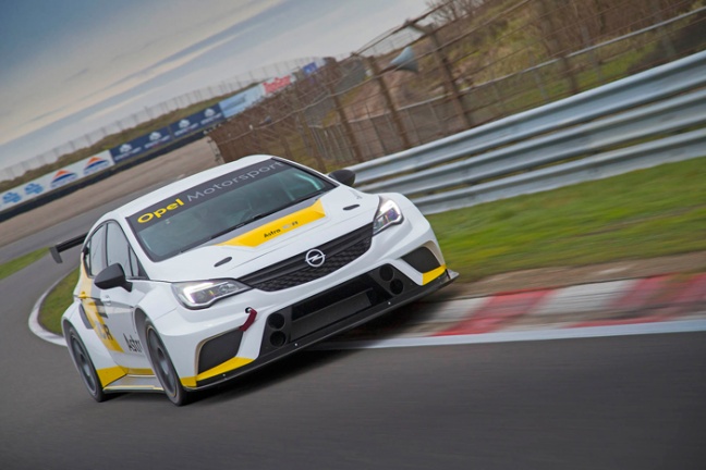Zeven Opels Astra TCR voor TCR-kampioen Target Competition