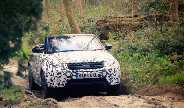 Range Rover Evoque Convertible doorstaat pittige terreintests