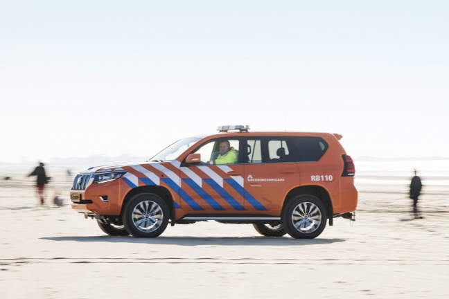 Reddingsbrigade Nederland tekent samenwerkingsovereenkomst Toyota Land Cruiser