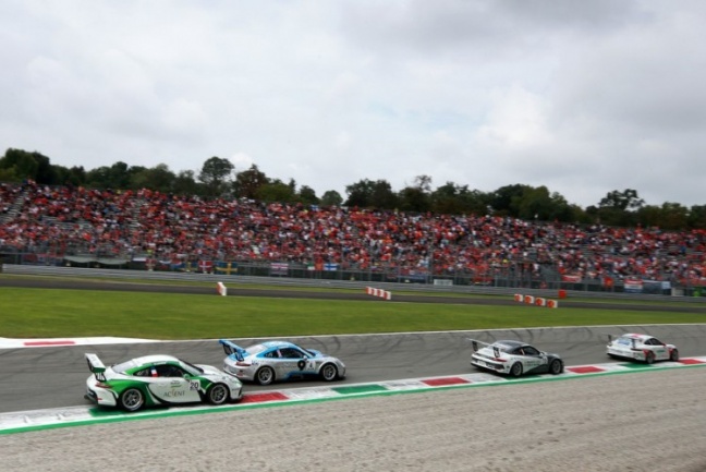 Porsche met vier fabrieksauto’s aan de start van Le Mans