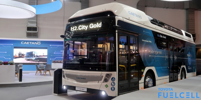 Toyota en CaetanoBus SA onthullen stadsbus met Toyota brandstofceltechnologie