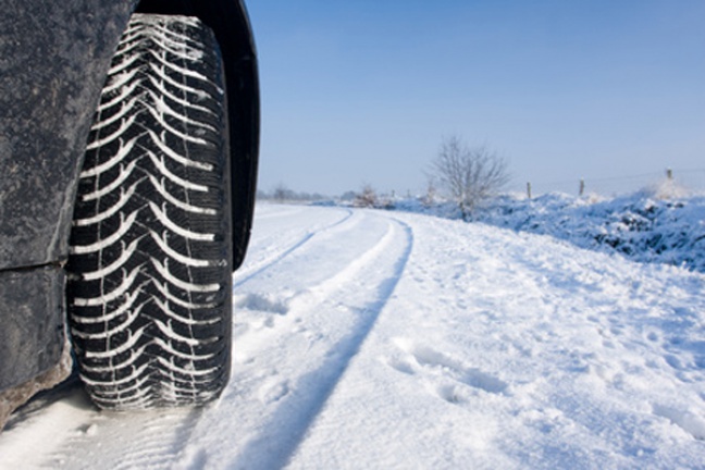 Bijna helft automobilisten rijdt op winterbanden