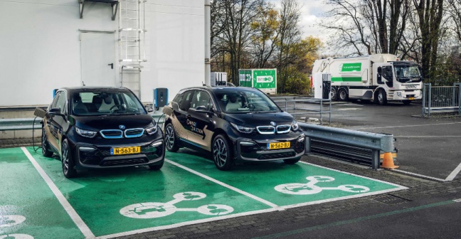 Rotterdam onttrekt stroom uit elektrische auto’s in zoektocht naar vermogen.