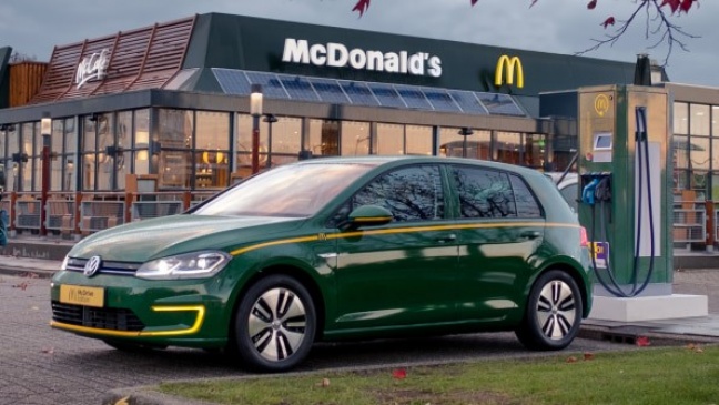 McDonald’s onthult exclusieve Volkswagen e-Golf McDrive Edition