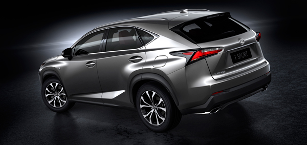 Lexus presenteert nieuwe Lexus NX 300h Lexus NX 200t back