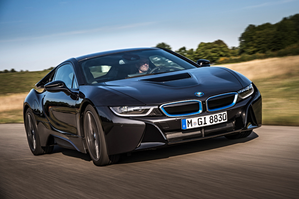 BMW i8 plug-in hybride sportcoupe dynamic2