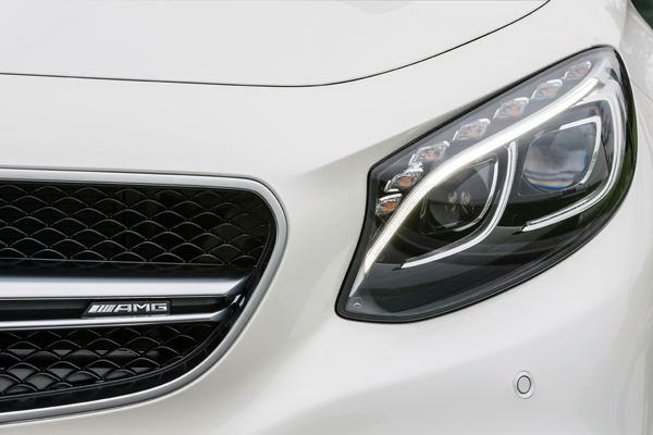 Verkoopstart S 500 4MATIC S 63 AMG 4MATIC Coupe headlight