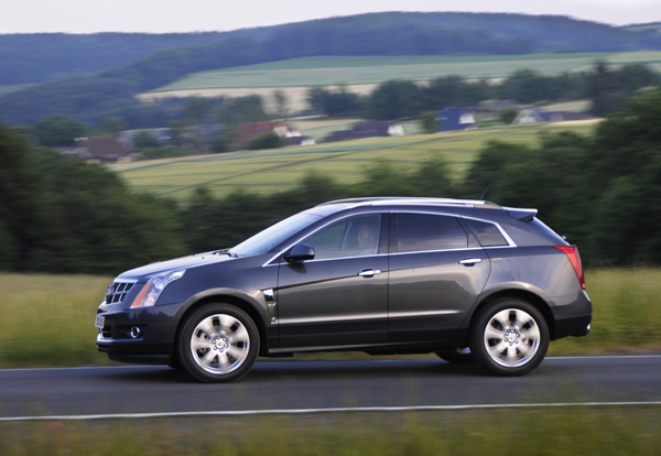 Cadillac SRX side