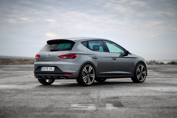 SEAT Leon Cupra grey back