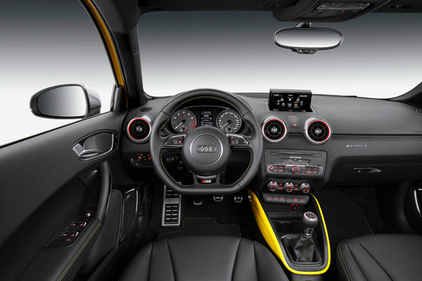 Audi S1 dash