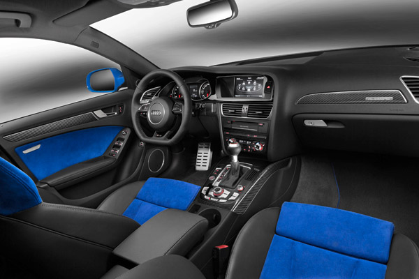 Audi RS4 Avant Nogaro interieur