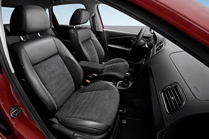 De vernieuwde Volkswagen Polo red interieur