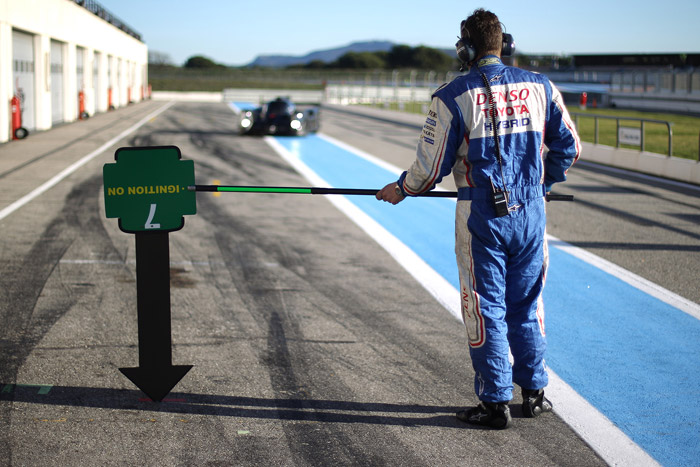 Aankondiging deelname Toyota TS040 HYBRID FIA WEC 24 uur Le-Mans pit