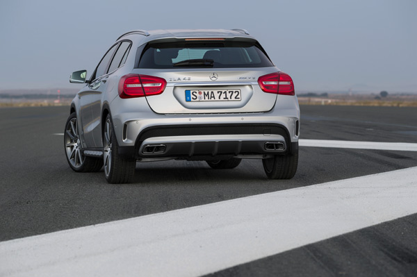 Mercedes-Benz GLA 45 AMG back