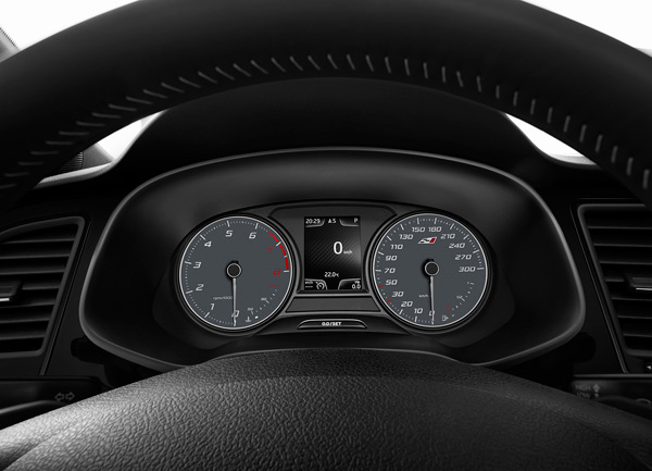 Seat Leon Cupra clocks