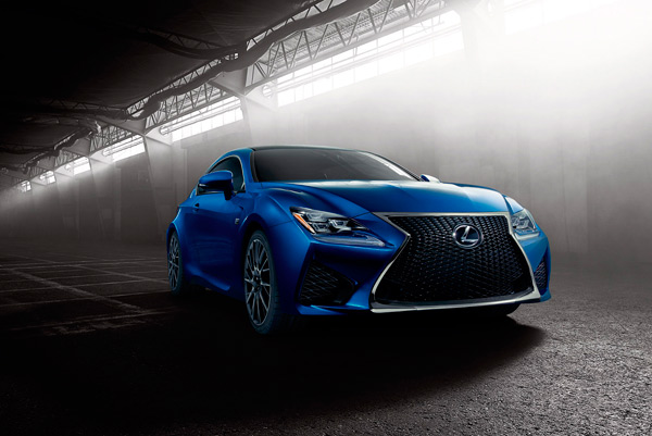 Lexus RC F debuut op North American International Motor Show Detroit dynamic