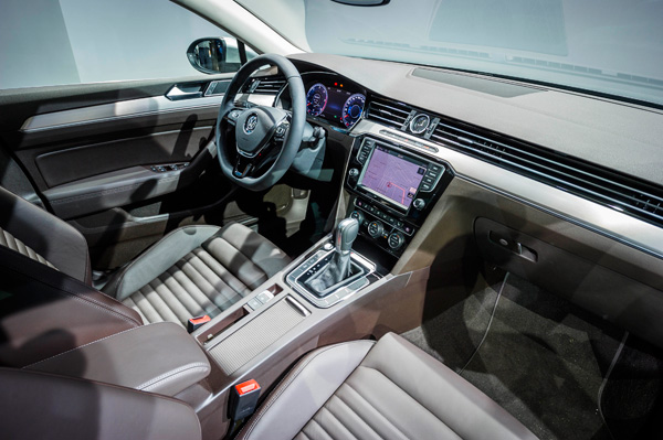 Nieuwe Volkswagen Passat interieur