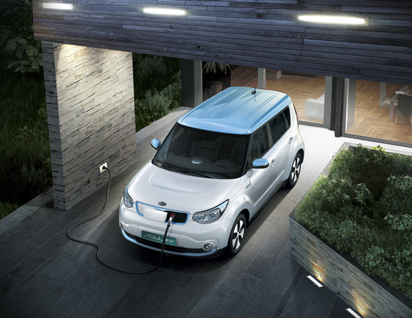 Elektrische KIA Soul charging top