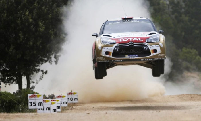 Citroen Rally Sardinie jump