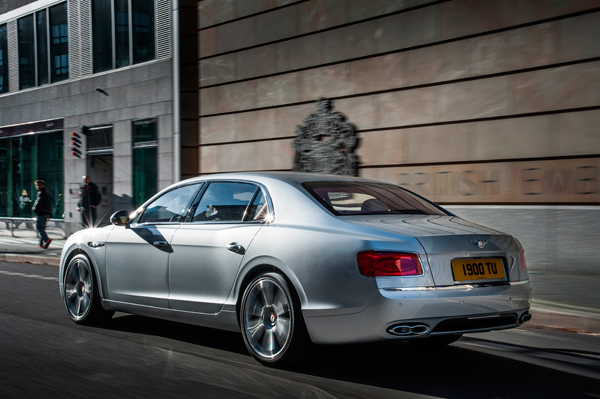 Bentley Flying Spur V8 leverbaar back