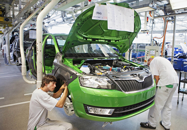 Record 11 miljoen autos SKODA fabriek Mlada Boleslav construction