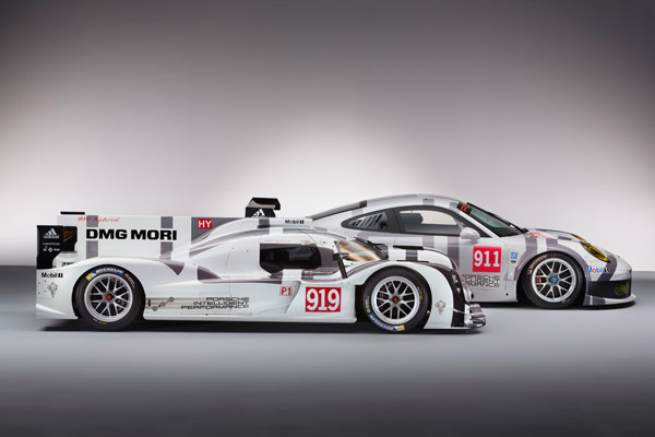 Porsche 919 Hybrid 911 RSR side