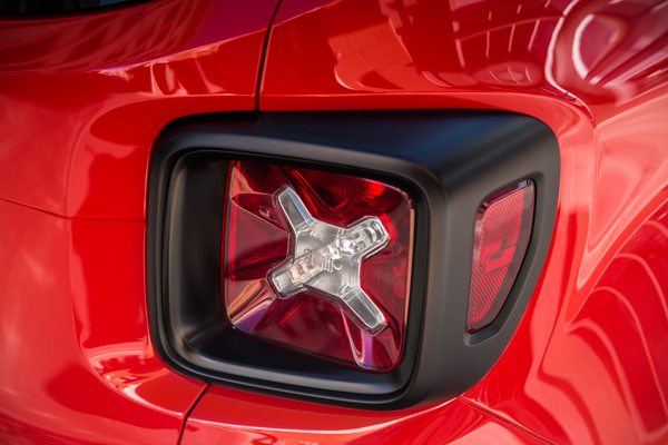 Jeep Renegade red backlight