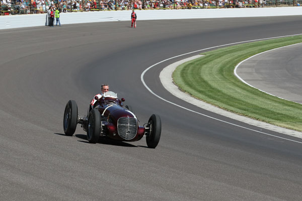 Maserati 8CTF Boyle Special rijdt historische ronde action