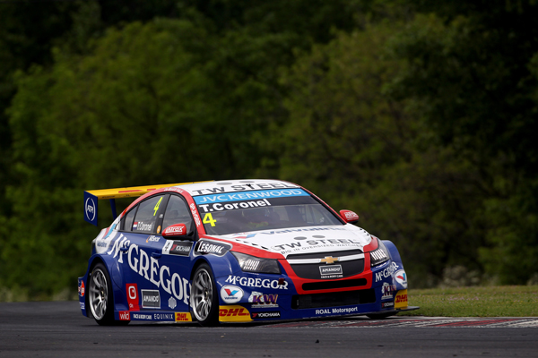 Tom Coronel WTCC Hongarije action4