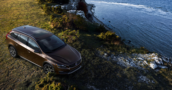 Volvo V60 Cross Country top coast