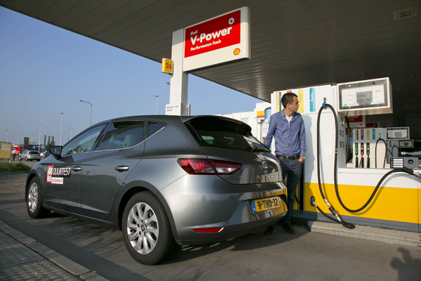 SEAT Leon naar Leon Spanje voltanken