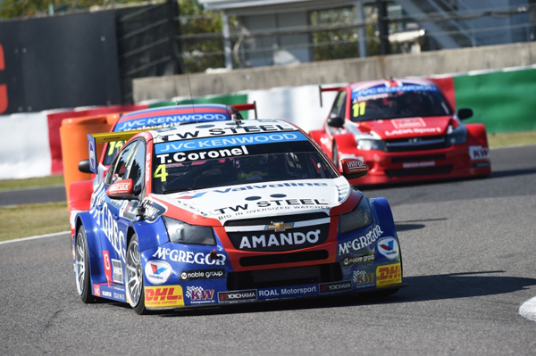 Tom Coronel Suzuka WTCC 2014 action