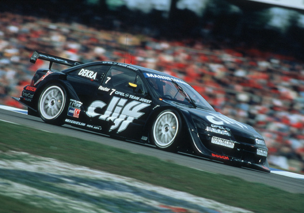 Opel Calibra DTM Cliff 3q front