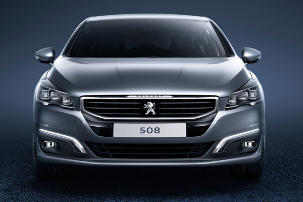 Peugeot 508 front