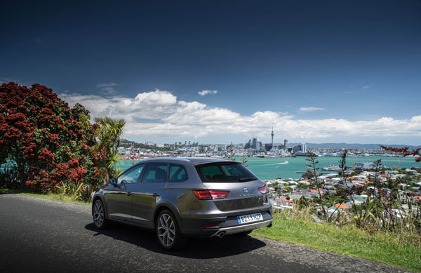 SEAT Leon X-PERIENCE view