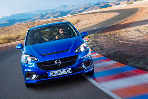 Opel Corsa OPC dynamic front