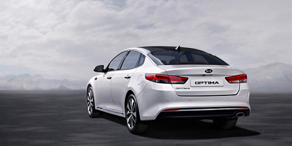 New Kia Optima exterior back