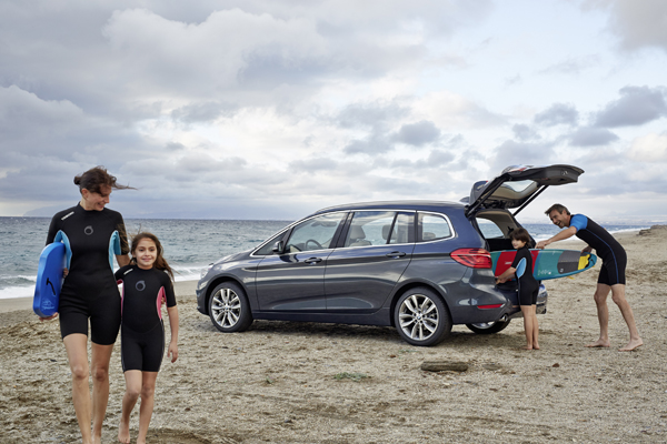 Nieuwe BMW 2 Serie Gran Tourer beach