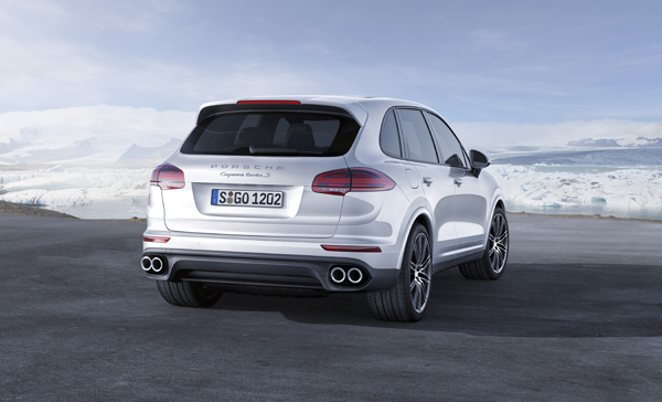 Porsche nieuwe Cayenne Turbo S back