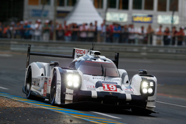 Porsche Le Mans overwinning 919 Hybrid front