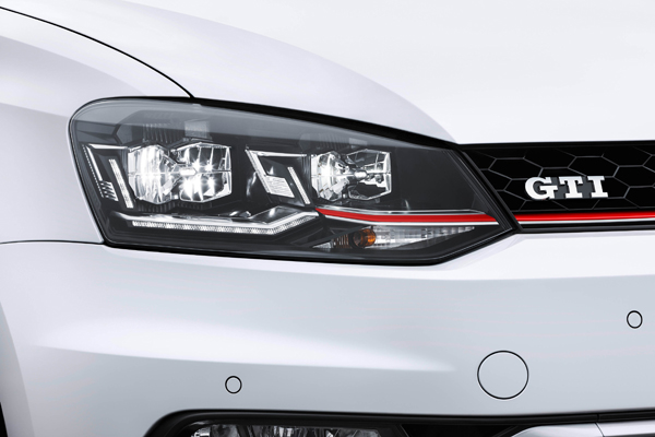 Volkswagen Polo GTI front detail