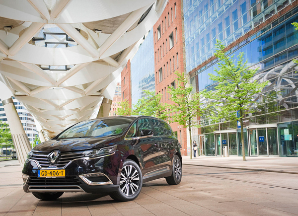 Nieuwe Renault Espace Arts en Auto Live evenement dynamic