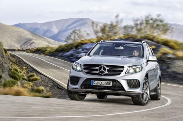 Mercedes-Benz GLE AMG GLE 63 front dynamic grey2