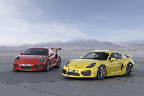 Porsche 911 GT3 RS Geneve RS and 911