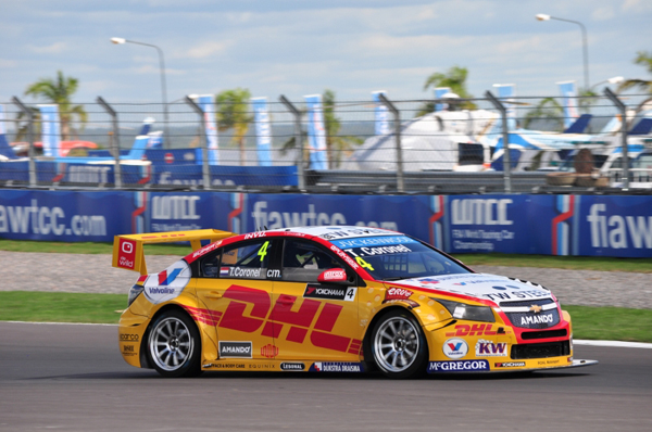 Tom Coronel WTCC 2015 Arg ROAL 3kwfront